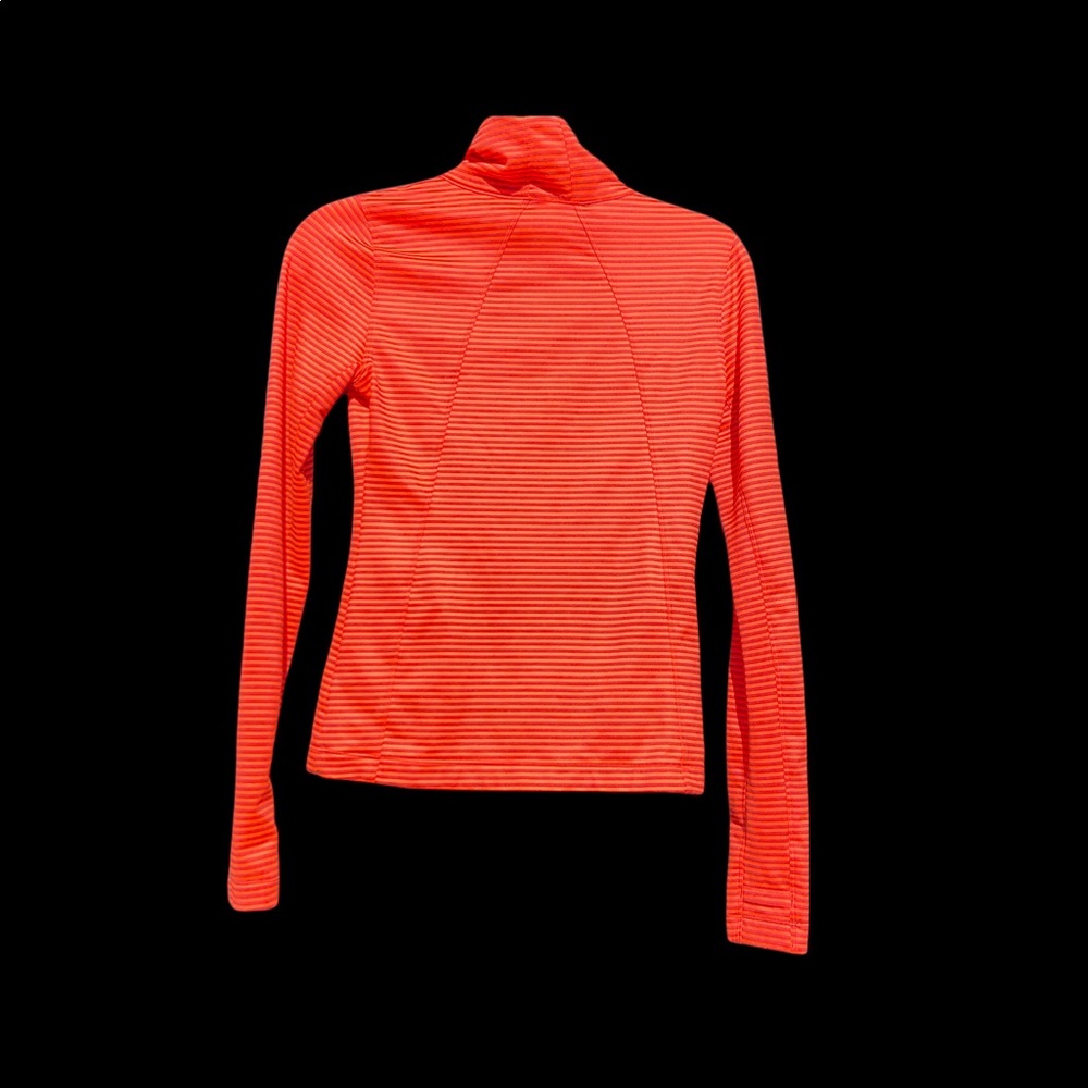 Lolë Full Zip top size XS - Picture 3 of 3